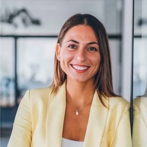 Meet your Posher, Tara